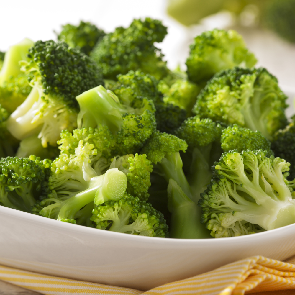 Steaming broccoli retains the most nutrients