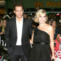 Peter Facinelli and Jennie Garth (Credit: Famous)