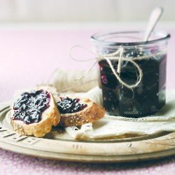 Apple and blackcurrant jam