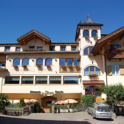 Family Hotel La Grotta – Vigo di Fassa, Italy