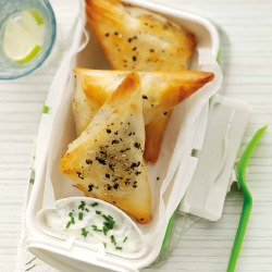 Quick Snacks: Feta and Spinach Parcels