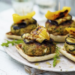 National Vegetarian Week: Halloumi and Courgette Burger Recipe