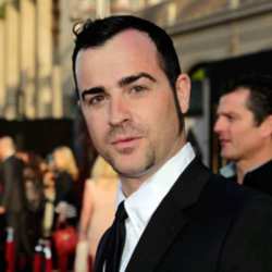 Justin Theroux splits with long term love