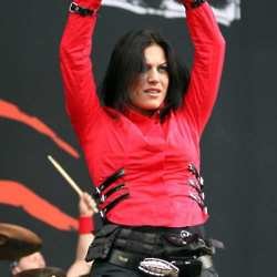 Download Festival 2009 - Lacuna Coil - By Andy Squire 