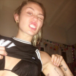MIley Cyrus' new vegan tattoo (Credit: Instagram)