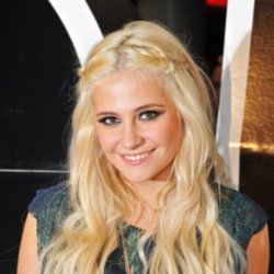 Pixie Lott unveils her fourth Lipsy clothing line