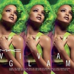 Rihanna has green hair in the new campaign image
