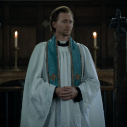 Tom Hiddleston as pastor Will / Picture Credit: Apple TV+