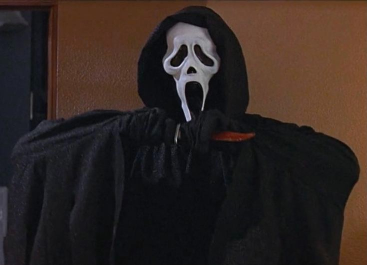 Ghostface had a signature knife clean in the original Scream / Picture Credit: Dimension Films