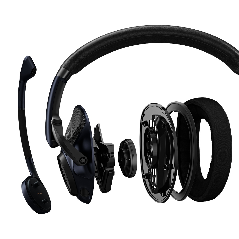 The open acoustic headset gives a natural and expansive soundscape