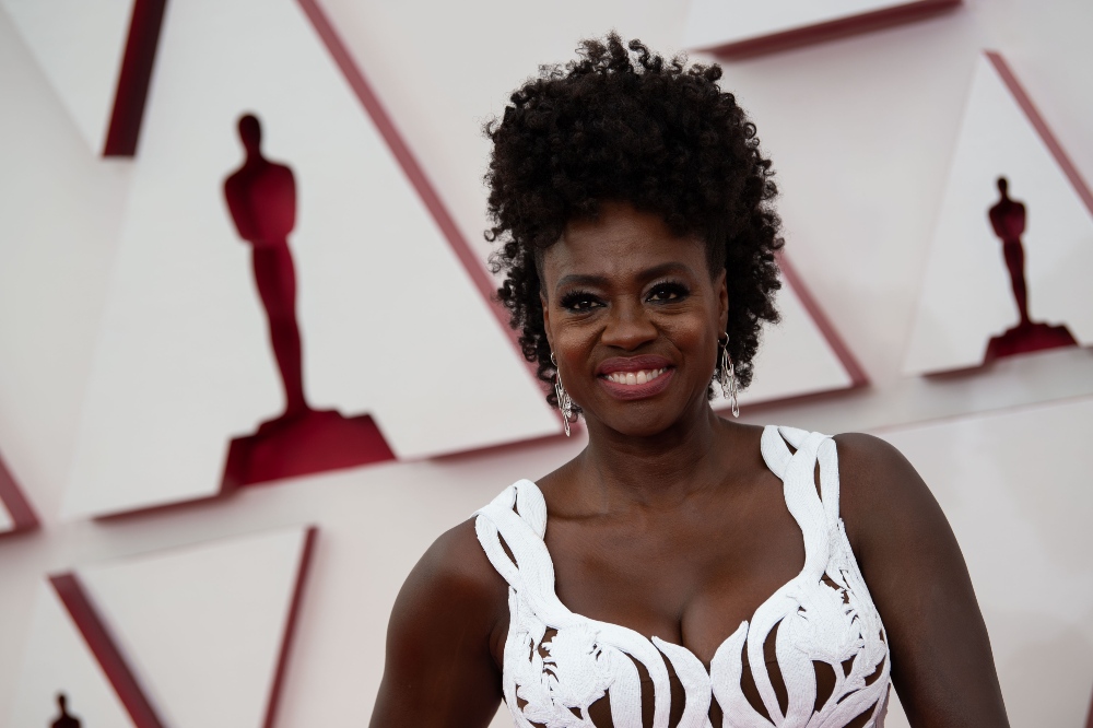 Viola Davis stunned in Alexander McQueen on the Los Angeles red carpet for the 93rd Academy Awards / Picture Credit: Sipa USA/SIPA USA/PA Images