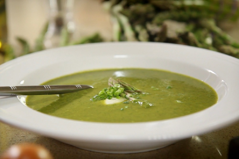 VIDEO: Asparagus and Shallot Soup Recipe