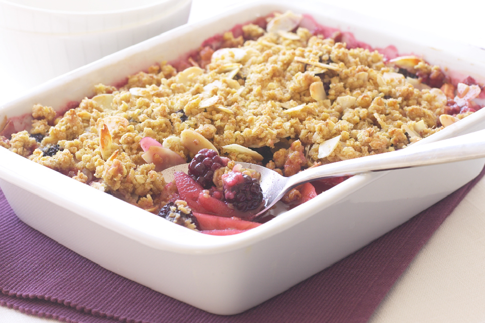 Blackberry Oat Crumble with Almonds