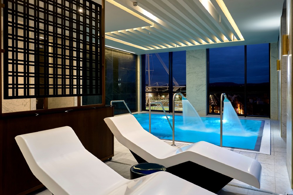 The Parkgate Hotel Infinity Spa Pool