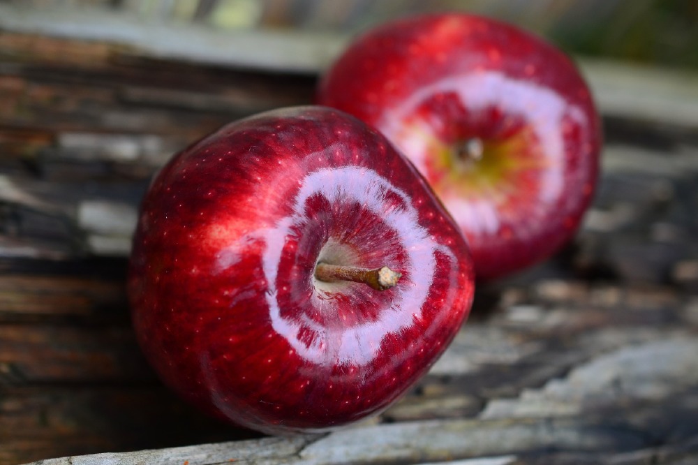 Apples / Photo Credit: Pixabay
