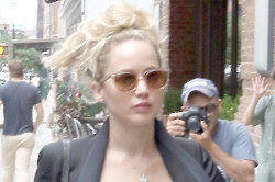 Jennifer Lawrence Looking For Home To Share With Chris Martin
