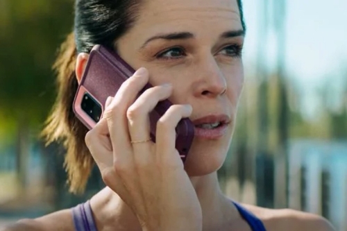 Neve Campbell as Sidney Prescott in Scream / Picture Credit: Paramount Pictures