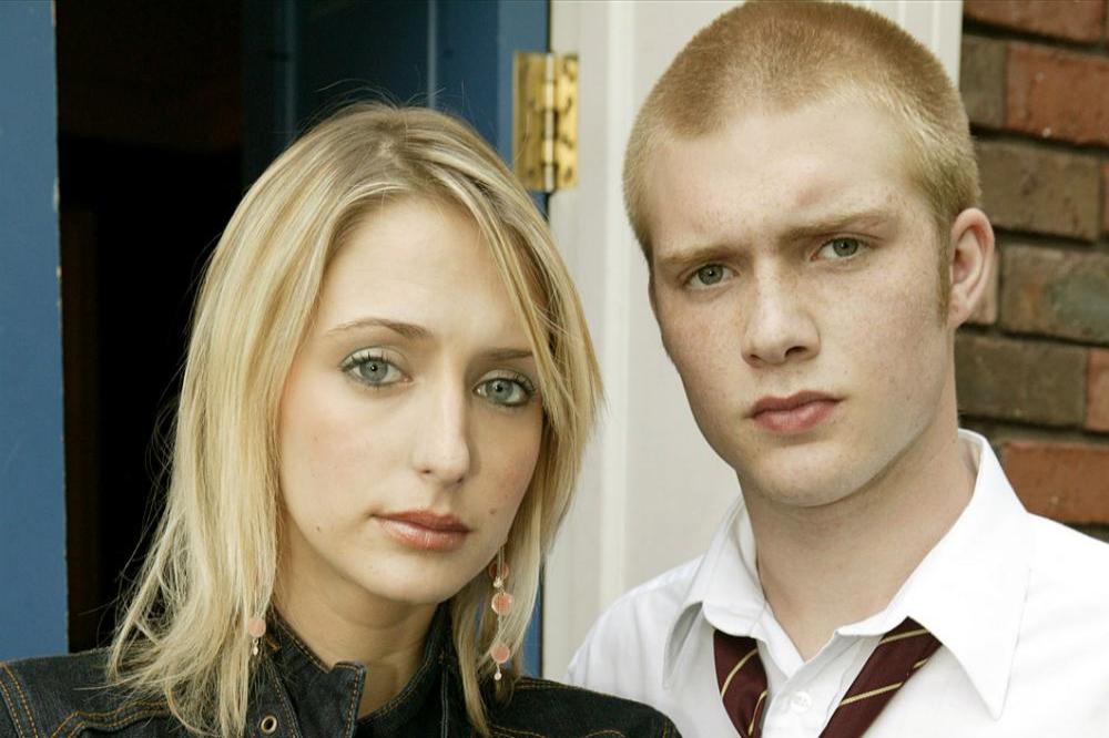 Ali Bastian and Chris Fountain as Becca and Justin