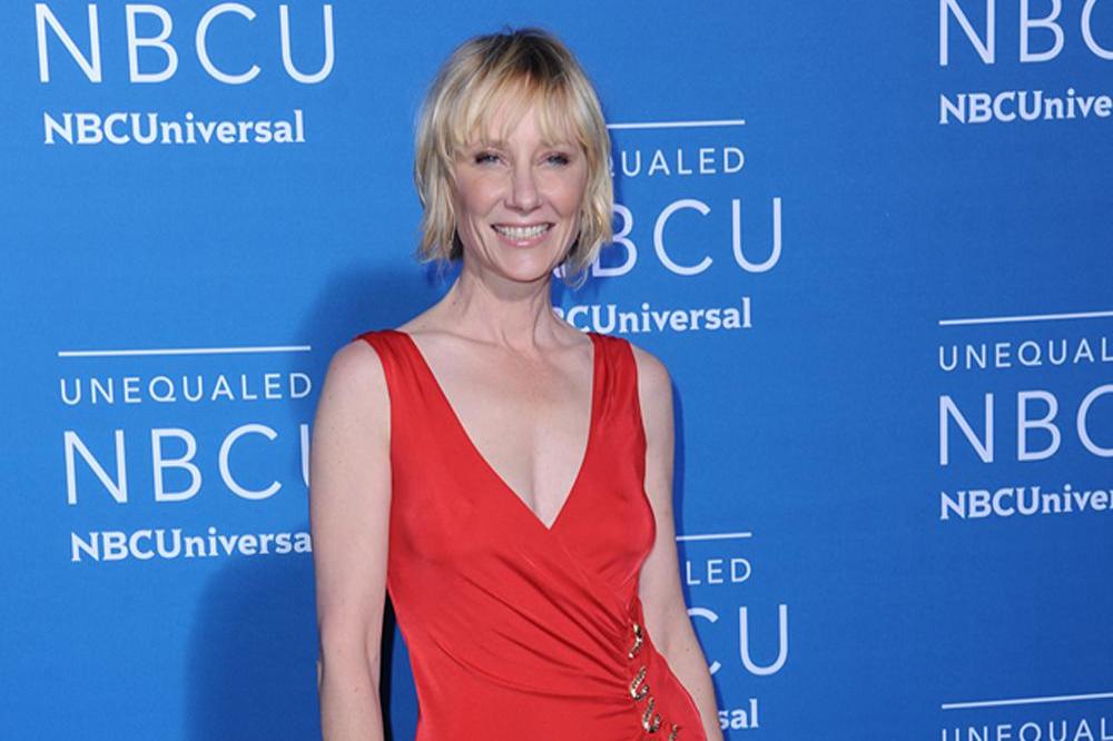 Anne Heche and James Tupper split