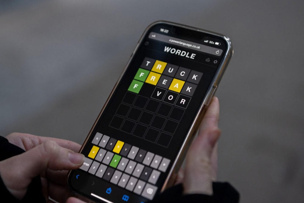 Apple removes copycat Wordle apps from iPhone App Store
