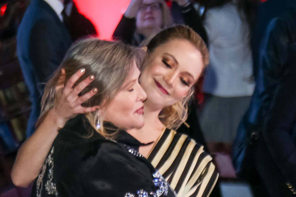 Billie Lourd has paid a heartfelt tribute to Carrie Fisher