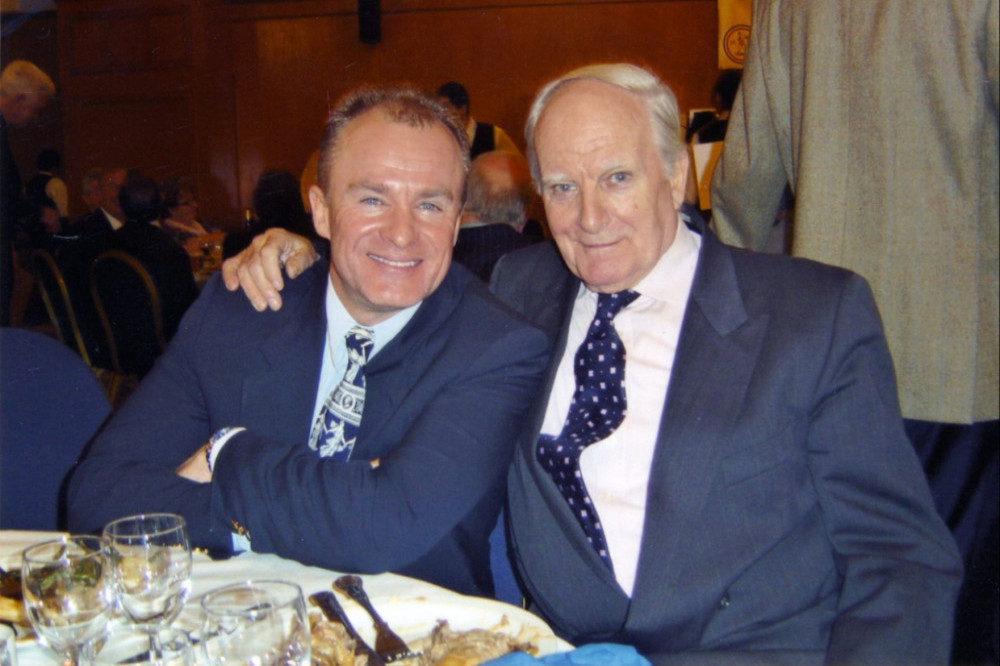 Bobby Davro and his father Bill Nankeville (c) Twitter