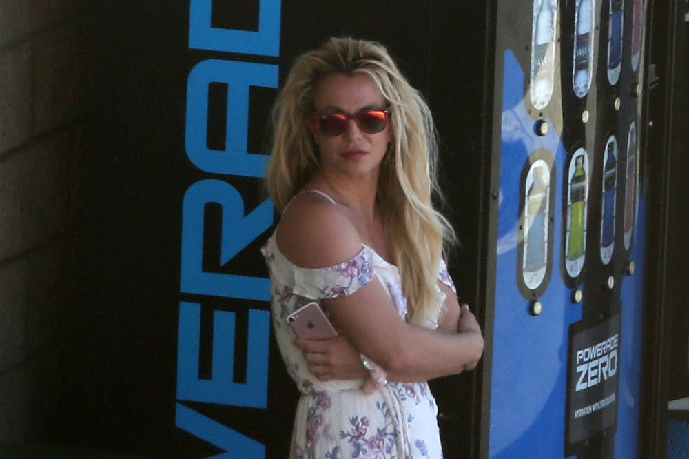 Britney Spears apologises to Alexa Nikolas