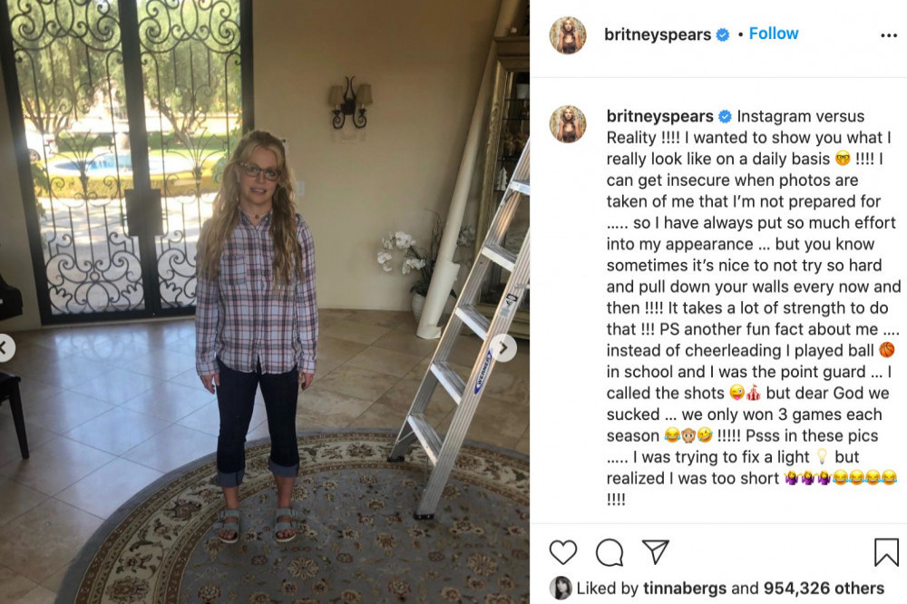 Britney Spears' Instagram (c) post
