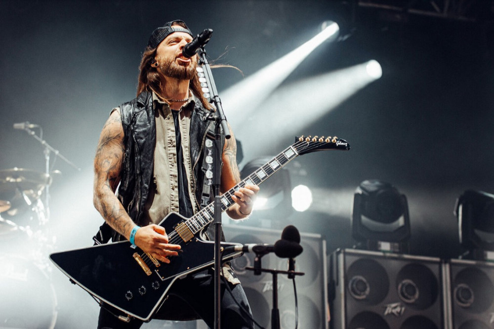 Bullet For My Valentine play Download pilot