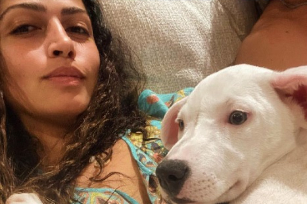 Camila Alves McConaughey and her new puppy (c) Instagram