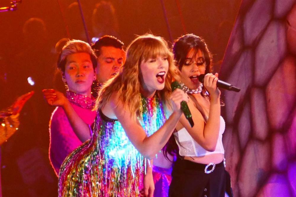 Camila Cabello and Taylor Swift on the Reputation Tour