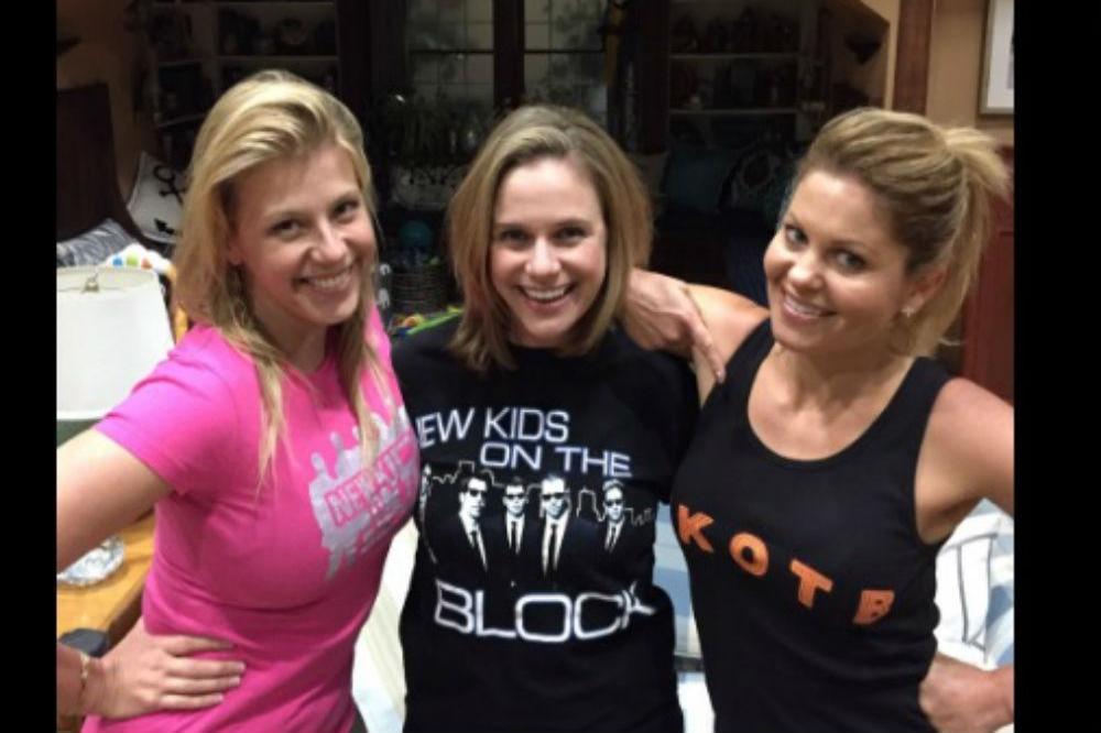 Candace Cameron Bure, Jodie Sweetin, Andrea Barber (c) Twitter