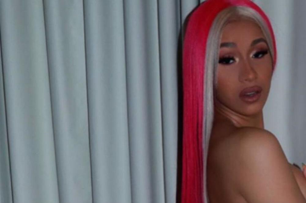 Cardi B Poses Nude Six Weeks After Giving Birth and Looks 