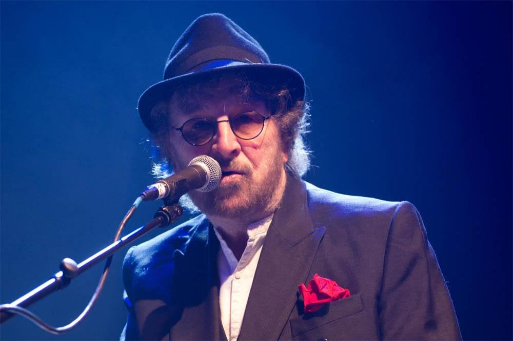 Chas Hodges