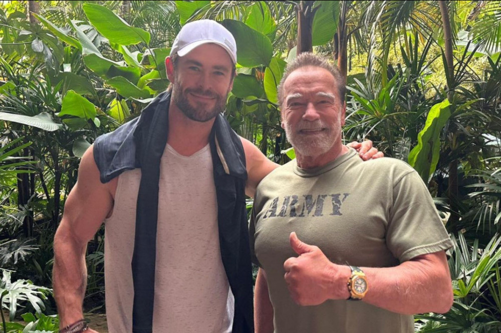 Chris Hemsworth y Arnold Schwarzenegger (c) Instagram