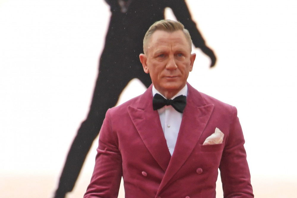 Daniel Craig