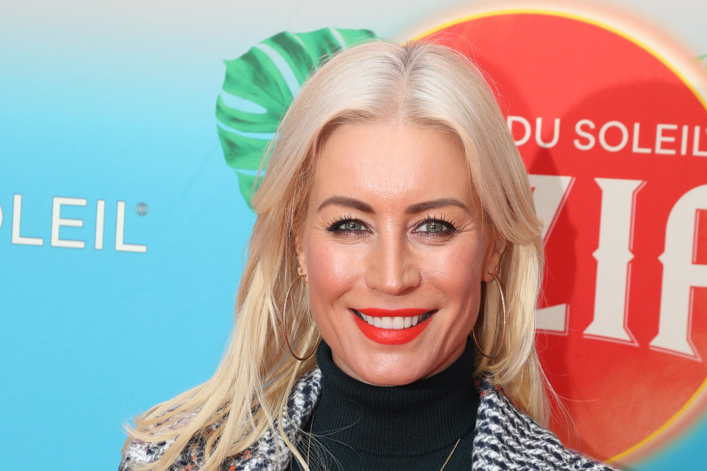 Denise Van Outen is preparing to face the world of online dating