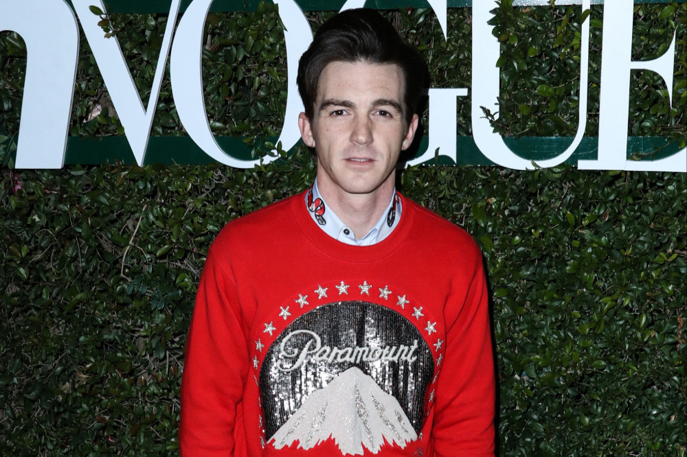 Drake Bell wants people to 'take is easy' on Josh Peck