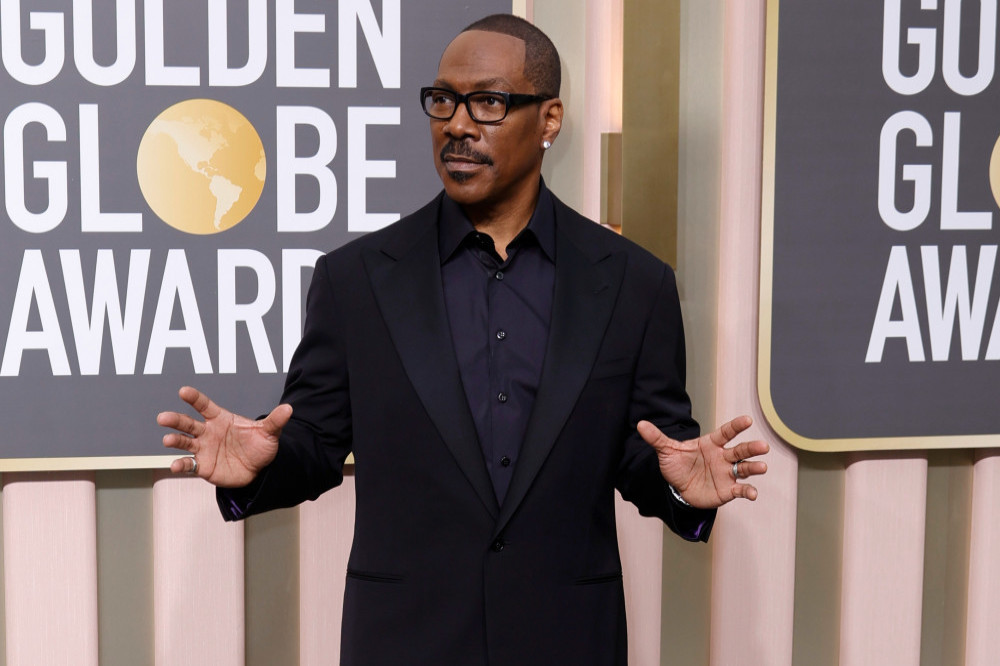 Eddie Murphy says Michael Jackson was so shy he would hide from celebrities