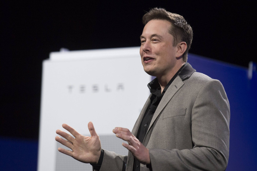 Elon Musk offered a teenager $5000 to stop tracking his private jet.
