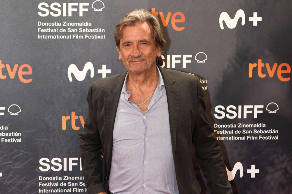 Griffin Dunne took Carrie Fisher's virginity
