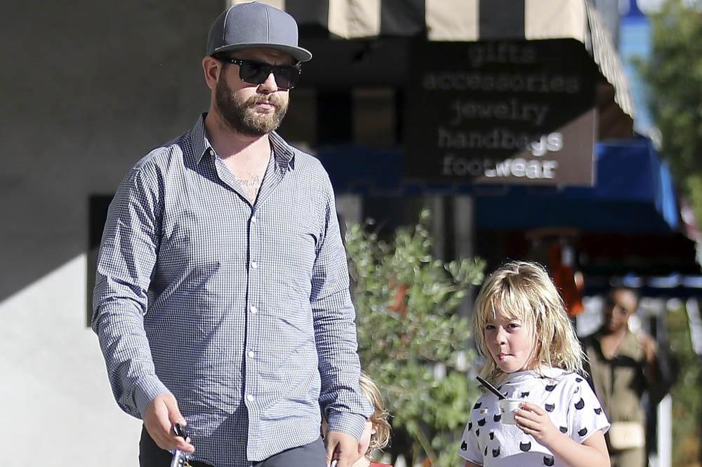 Jack Osbourne and his daughters 
