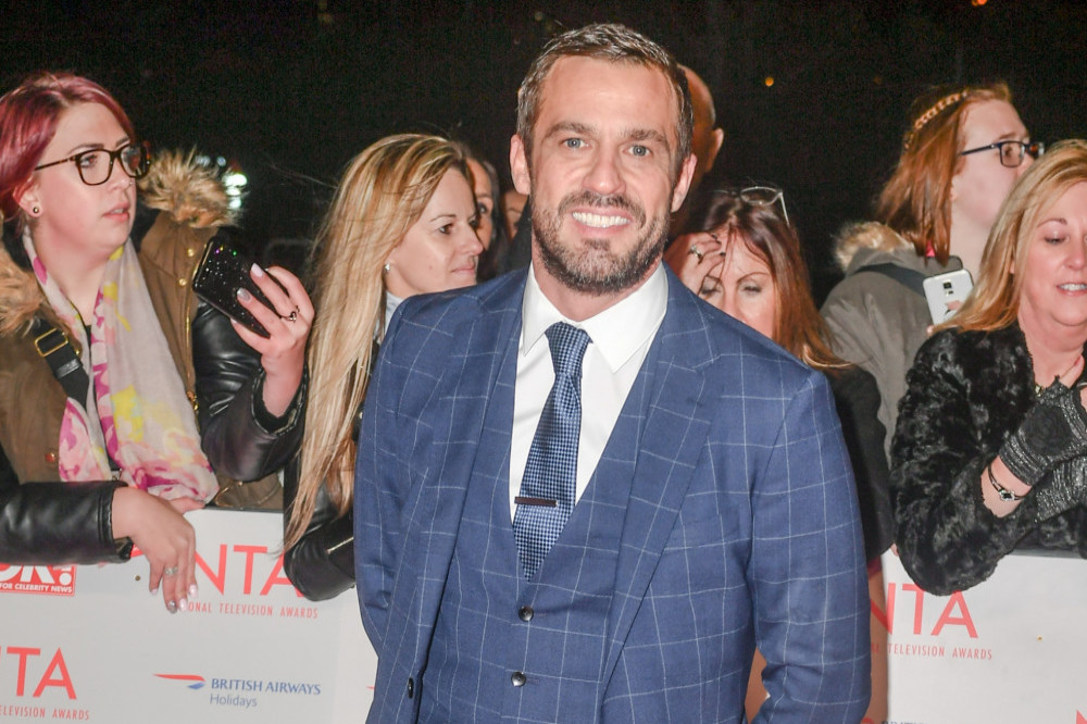 Jamie Lomas popped the question to his longtime girlfriend Jess Bell