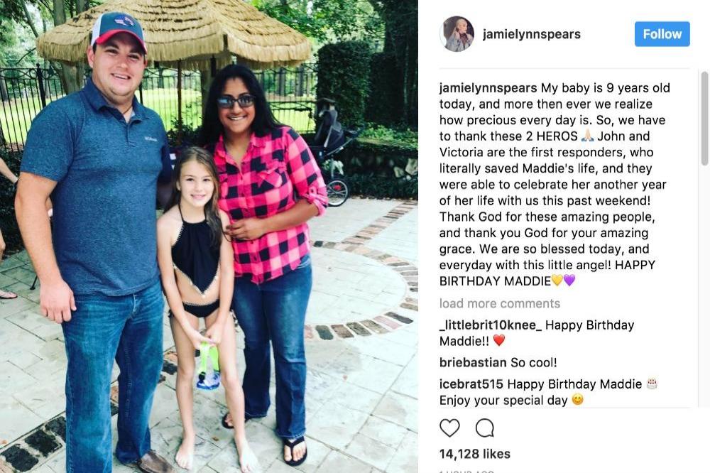 Jamie Lynn Spears' daughter Maddie with the first responders via Instagram (c)