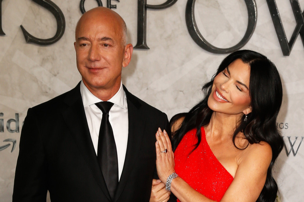Jeff Bezos and Lauren Sánchez are ‘heartbroken’ over the Maui wildfires