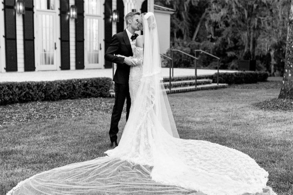 Hailey Biebers Wedding Dress Designed By Virgil Abloh