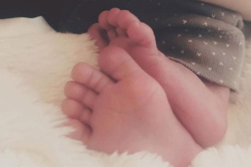 Kate Mara's baby's feet (c) Instagram