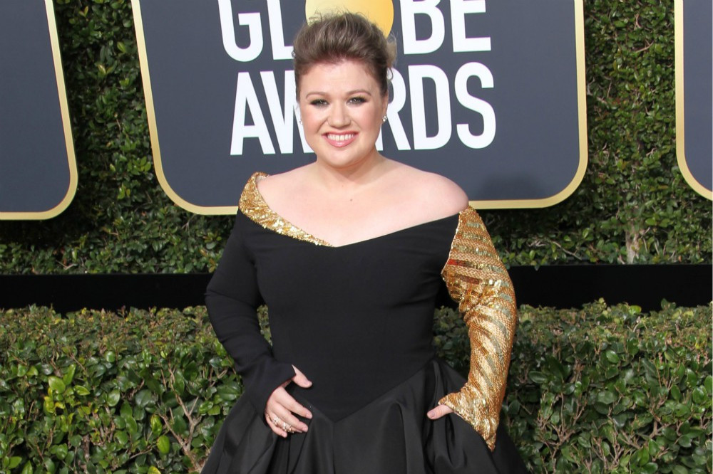 Kelly Clarkson is now officially named Kelly Brianne