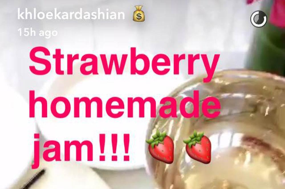 Khloe Kardashian making jam (Snapchat)