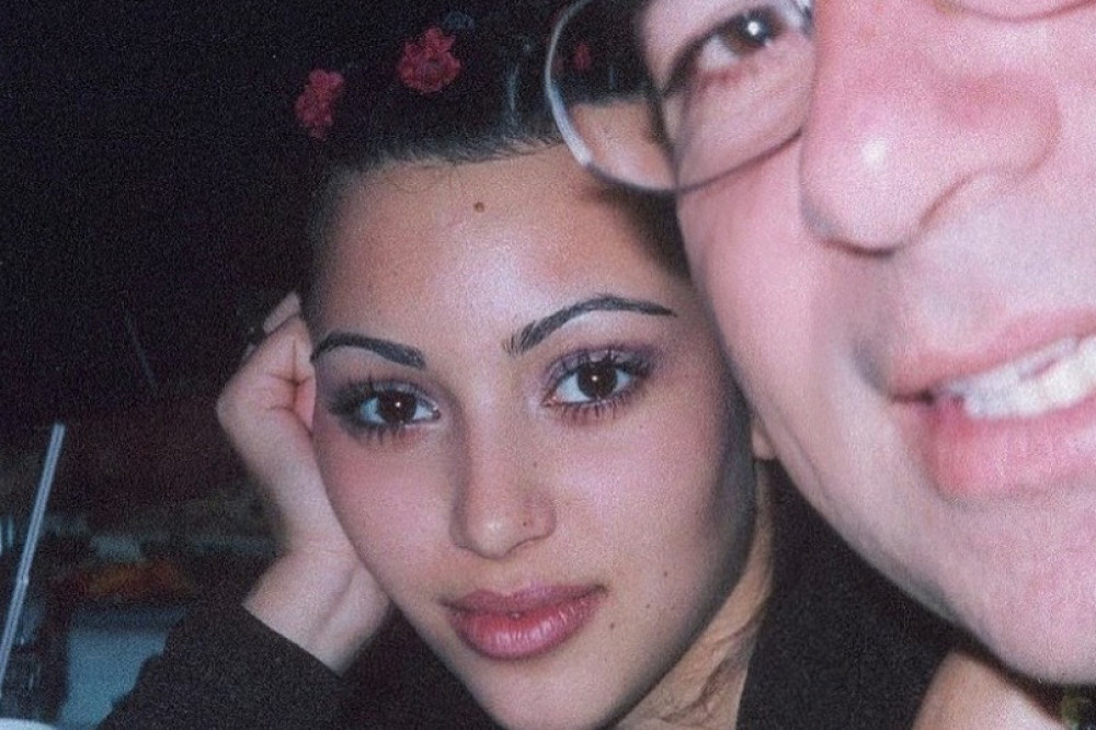 Kim Kardashian with her late dad Robert in 1998 (C) Instagram/Kim Kardashian